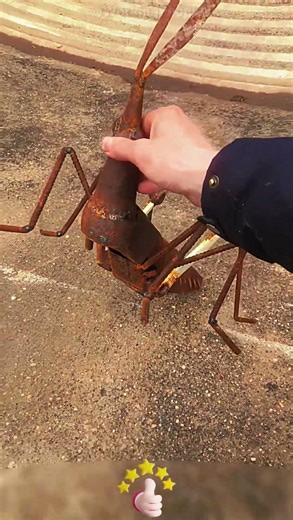 Handmade insect crafts from scrap iron