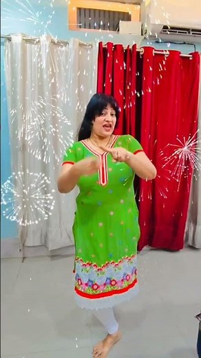 main vari jaaun meri Sanson per una Sher Tham Rakha Sari duniya Se ladke Mera hath Tham Rakha