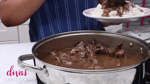 Beef Tips & Gravy Recipe: https://divascancook.com/southern-beef-tips-gravy-recipe-over-rice/ | Divas Can Cook