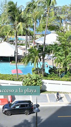 Residencia de Lujo Frente al Mar en Condado Descubre una residencia exclusiva en San Gerónimo Condominium, donde la amplitud, la elegancia y las vistas panorámicas al mar se combinan para ofrecer un estilo de vida excepcional. Con 2,101 sqft, tres habitaciones, dos baños completos y un powder room, este apartamento presenta un diseño abierto con ventanales de piso a techo que llenan cada espacio de luz natural. Disfruta de una cava de vinos personalizada con capacidad para 100 botellas y de una 