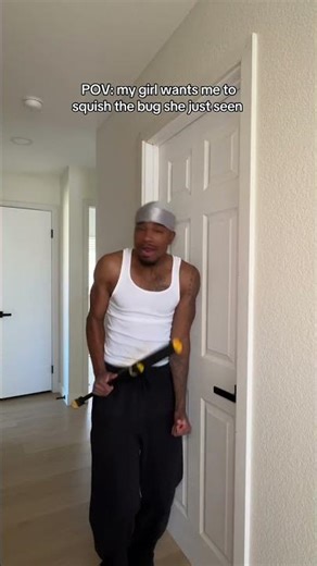 when your girlfriend tells you to squish the bug 😩😂 #ytshorts #couple