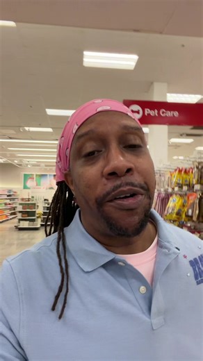 the T BO life update we’ve all been patiently waiting for: do yourself & T BO a favor… check out what he’s been up to @target 👀🥯
