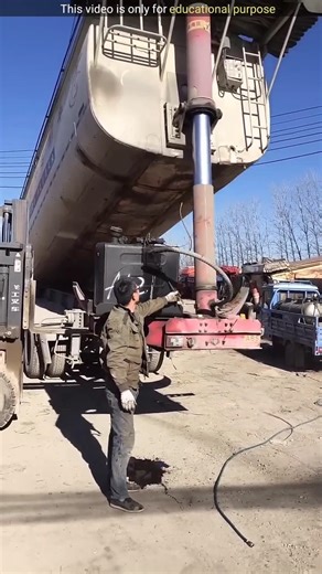 Truck hydraulic system blast #shorts