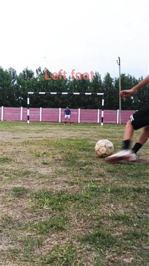 Right foot vs left foot shooting👣