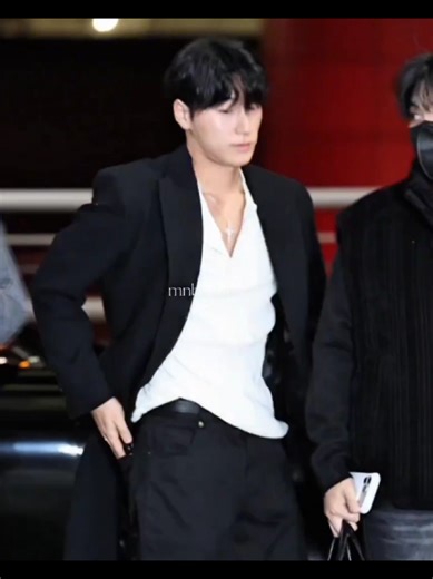 Exciting New Vlog Featuring ATEEZ Members