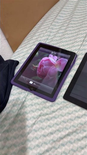 iPad 1 vs iPad 2 vs iPad 3 vs iPad 4 Boot Up Test