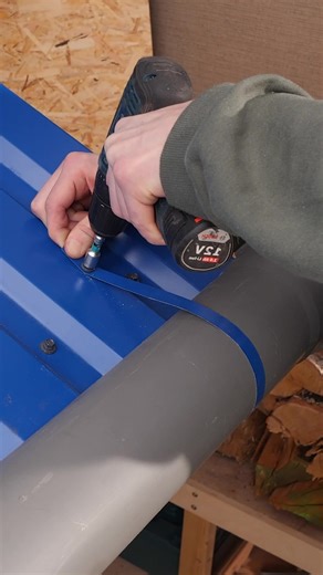 PVC pipe gutter | Panda Curioso