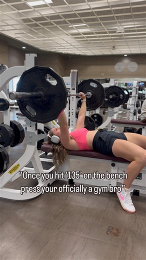 Cleanest rep yet 😁 I’ve been after a clean 135lb bench press for a little while now. Today was it! Actually almost got two, but didn’t get as low with the second rep. I’m proud of my progress to get here over this last year. From neglecting chest workouts to GYM BRO 😎 @bornprimitive for my set 10% OFF - link in bio & stories #gymgirl #gymrat #fitness #pr #fitnessmotivation #bodybuilding #strongwomen #womenwholift #gymmotivation #musclebuilding | Sarah Hernandez