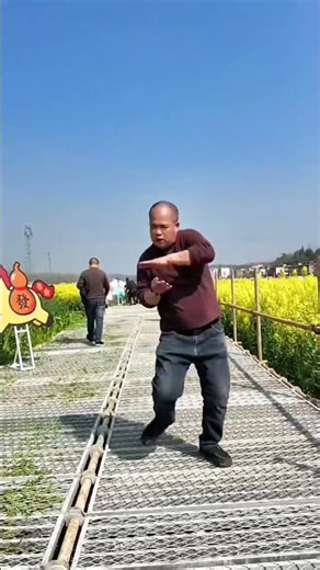 Time slips away quietly and memories tremble along with the music #Who knocked over the na