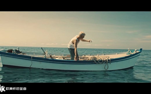 Tom Walker - Leave a Light On (Official Video)【中英字幕】