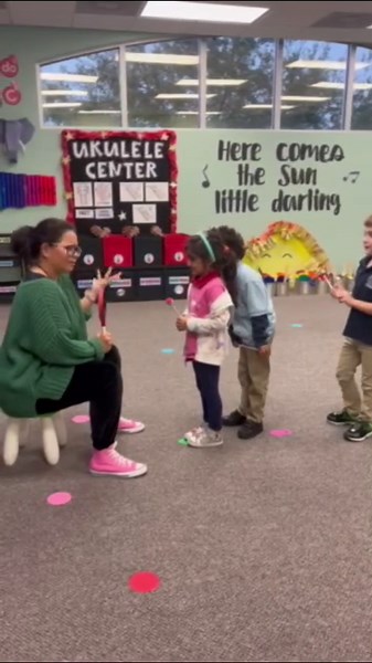 Lena Leon | Elementary Music Education on Instagram: "Hey everyone! I’ve been having a lot of FUN with my little ones ( Grades K-2) exploring and working on our listening skills. The perfect music for this activity is Sylvia Pizzicato by Delibes, at least that’s my favorite 😆 and guess what? When we hit the B section, it’s animal dance party time! 🐒🐘 We’re wiggling, hopping, and strutting like all sorts of wild creatures. If you’re planning activities this weekend for your K-2 students, you’v
