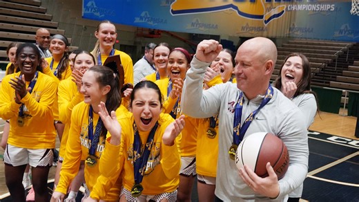 Albertus Magnus rolls to 'AAA' girls basketball state championship