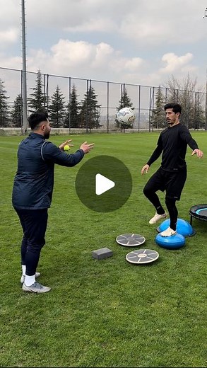Performance Coach on Instagram: "🧱 @burakoksz53 🧱 📌Post Hamstring rehab @hatayspor #hamstrings #proprioception #aclrehabilitation #football #Basketball #athleticperfomance #futbol #plyometricstraining #aclrehab #kneerehab #personaltrainer #functionaltraining #hamstringworkout #medicalfitness #soccertraining #futbolantrenman #stability #mobility #rehabilitasyon #fonksiyonelantrenman #atletikperformans #football #functionalfitness #kesfet #fitness #personaltraining #performancecoach"