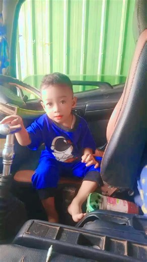 Tini bohay😘❤️ (@bohay545)’s videos with Januari Hadir Kembali - Java bold 69