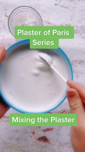 Looks good enough to eat! (But definitely dont do that 🤣) #plasterofparis #plastermixing #howto #showmehow #plasterlife #kidscraft #schoolcraft #aussieteachers
