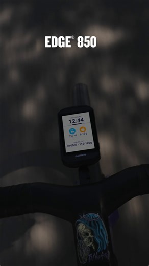 No more guessing the precise amount of carbs or fluids you need. Edge 550 and 850 cycling computers feature smart fueling, so you can get customized alerts in-ride. What’s your in-ride fueling fave? 🍩🥐🍪 | Garmin