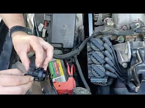 PCV Valve Replacement 2008 Pontiac Grand Prix 3.8L V6