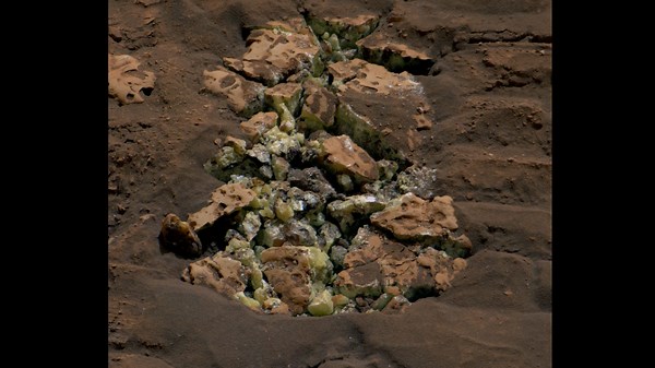 NASA’s Curiosity Rover Discovers a Surprise in a Martian Rock - NASA