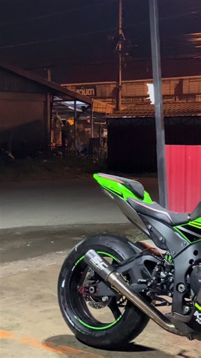 ตกรุ่นงี้ใครเค้าจะสน😂#สตอรี่ของฉัน #zx10r #สายบันเทิง