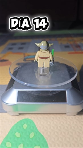 Yoda LEGO Star Wars 🟢 | Día 14/365 Minifigunáticos