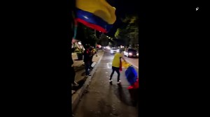 15K views · 262 reactions | #VIRALINTERRAPIDÍSIMO LO VOLVIÓ A HACER Este es el comercial con el que la empresa de envíos, Interrapidísimo, le agradeció a la Selección Colombia por la ilusión generada durante la #CopaAmérica2024 en donde la tricolor fue subcampeona. "Podemos tener la frente en alto" | 푪풂풏풂풍 푿풕풗 | Facebook