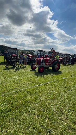 🔥TractorShow 2025🔥 tractorshow #tractor #tractorpulling #farmshow #tractorlove #vintagetractor #agriculture #farmmachinery #farminglife #tractorpower #heavymachinery #farmerslife #tractorpassion #tractorfans #ruralvibes #machineryshow #countrylife #enginepower #dieselpower #fieldpower | Tractorland Ytb