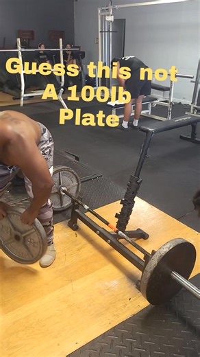 Desmond Jordan on Instagram: "RNB Lifter 🏋️‍♂️ just because people keep trying to tell me the parts I use are 45lbs and not 100lb plates. Yes I know you will see this and still say it's not 100lb."