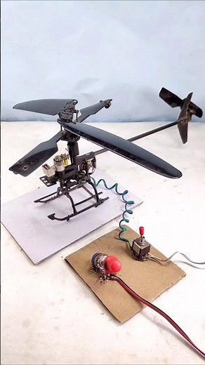 "How a Helicopter Works – Simple Explanation with Working Model!"