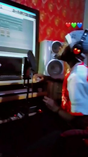 YARON_KIRKI (@yaron__kirki6)’s videos with original sound - YARON_KIRKI