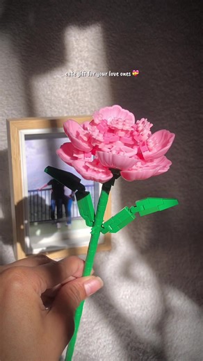 Unique Gift Ideas with Flower Building Blocks