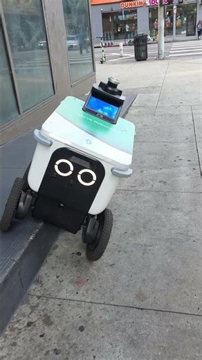Serve Food Delivery Robot Gets Stuck Trying To Grind Ledge #Serve #Robotics #Grind #Skate #LA