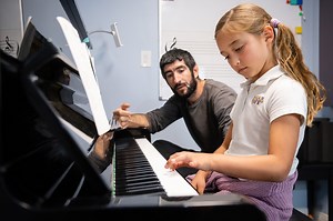 Learn to play piano in San Diego at Paper Moon Music!