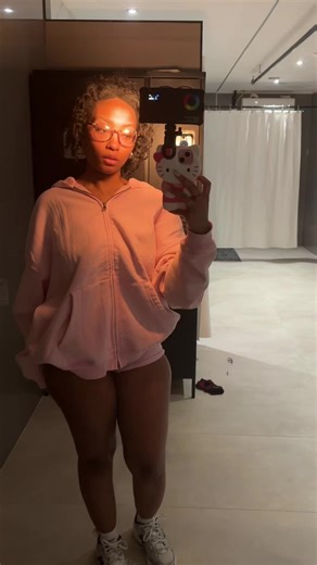 earth2mookie (@earth2mookie777)’s videos with original sound - ᵣᵢᵣᵢ ★