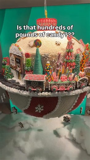 Utah Fun Activities on Instagram: "Is that hundreds of pounds of candy? Yeap A Christmas tradition you cannot miss 🍭✨ Macy’s Candy Windows are back — totally FREE and more magical than ever. Each window is made with hundreds of pounds of real candy crafted by local Utah artists. Perfect family stop, date night, or holiday walk downtown. 📍 Macy’s City Creek Center 50 S Main St, Salt Lake City, UT 🎟 FREE 👉 FUN for the link . ¿Son cientos de libras de dulces? ¡Sí! Una tradición navideña que no