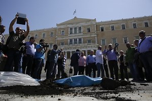 Ολοκληρώθηκαν οι συγκεντρώσεις ΓΕΝΟΠ - ΔΕΗ και συνταξιούχων
