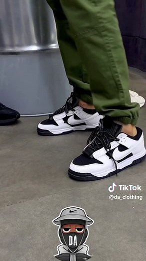 Nike Dunk Jumbo Panda and Jumbo Dunks - Exploring the Trend