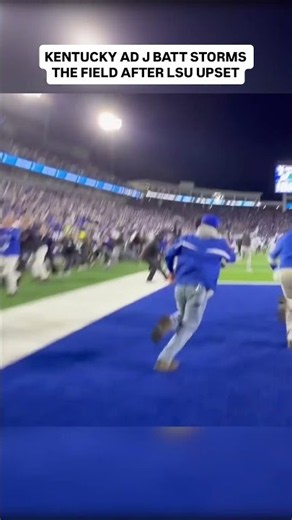 Kentucky AD J Batt was one of the first people to rush the field after Kentucky upset LSU #bbn