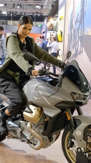 Beautiful Model with Retro Motorcycle 🔥 Vintage Bike Style