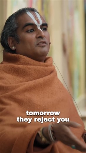 Padmavati Atma Kriya on Instagram: "💔They Never Loved You—Here’s Why🫤 Love doesn’t say ‘I’m done’ when things get hard. Today they love you, tomorrow they reject you like nothing! Because what they expect from you they don’t get. And that you can call “love”? No, no, no, no, no, that’s not love at all. That is rubbish! They take, and they go somewhere else. Have they understood what is love? No, they have not! Love is not just a word like that! “Yes, I love you”, then after that, finish! No! L