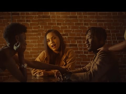 STEPHANIE - TSY FOTSY VARAVARANA (Nouveauté Clip Gasy 2022)