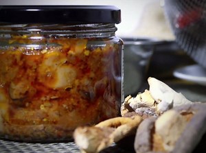 Filipinos are starting to be more familiarized with mushroom farming. But aside from supplying different types of mushrooms to restaurants and supermarkets, they can also venture into food businesses which include mushroom as the key ingredient. One example is the 'Mushroom Chili Sauce'. Watch this video and learn how to make the perfect mushroom chili sauce. For other business ideas with mushroom, watch My Puhunan on Tuesday, after Bandila. | ABS-CBN News