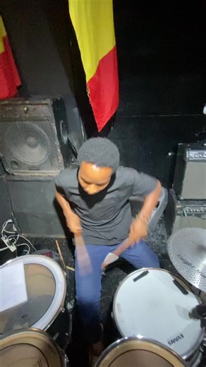 De Revolutions on TikTok