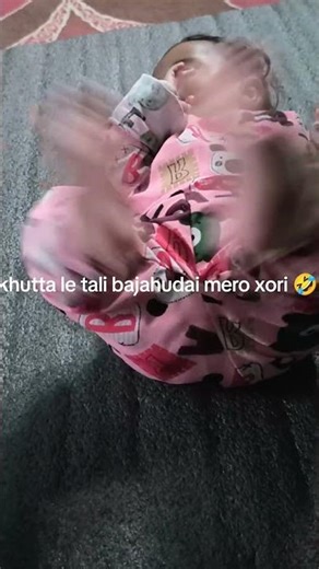leg clapping 👏😂#baby #leg #clapping #funny #viral #trending #cutebaby #fypシ #fpy #reels #viralstory
