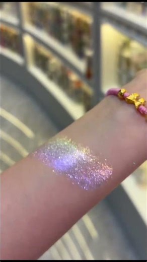 Sparkly Lavender & Gold Gradient Multichrome Eyeshadow #makeup