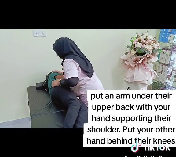 Transferring Techniques: Bed to Wheelchair