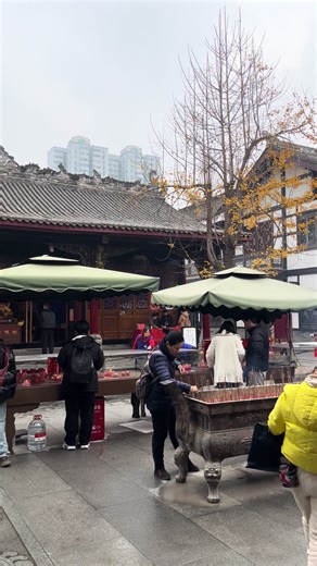 #Daci temple 🇨🇳Chengdu 🚇mrt line2Chunxi road exit c เดินต่ออีกนิดหน่อย