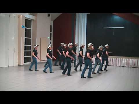 YOU BROKE UP WITH ME - NEW SPIRIT OF COUNTRY DANCE - Line Dance