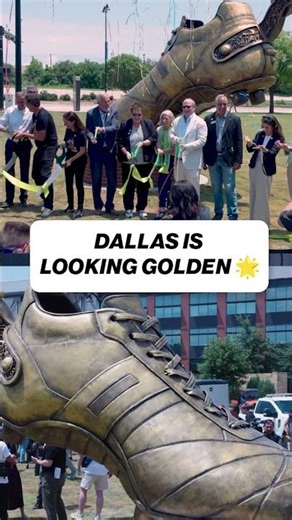 The Texan Golden Boot sculpture has arrived in Dallas before the 2026 FIFA World Cup 👟⚽️🤠 #soccer