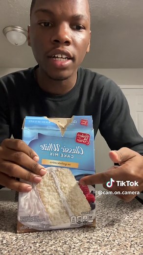 SCROLLING ON THIS BEAUTIFUL NIGHT AND I SEEN @Ashlyn Edith MAKE THESE AND I SAID LET ME GET UP RN AND TRY THEM!❤️MIND YOU ITS 12am! #alilbitewcam #cakemixcookies