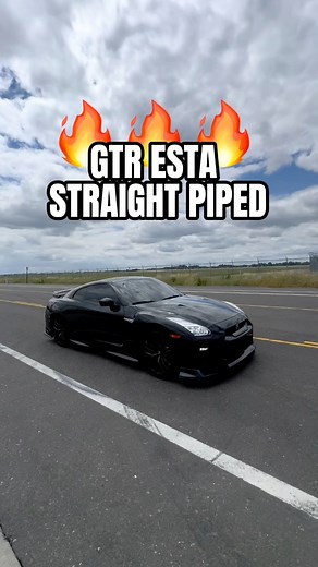 Como suena el GTR? 🔥🔥🔥 #gtr #exhaust #launchcontrol #r35 #gtr #gtr35 #gtrlife #r35gtr #gtrclub #gtrfamily #gtrlovers #nissan #zociety #jdmcars #carsoninstagram #reelsforyou #cars #carproblems #carenthusiast #carcommunity #carguy | BeDistinct